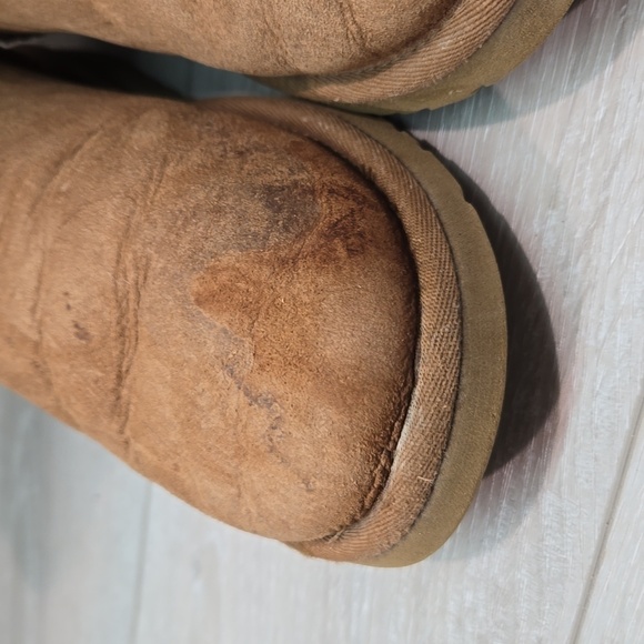 Ugg Australia Women 1962Y Tall Button 3 Leather Sheepskin Boots shoes sz 6 - Picture 4 of 15